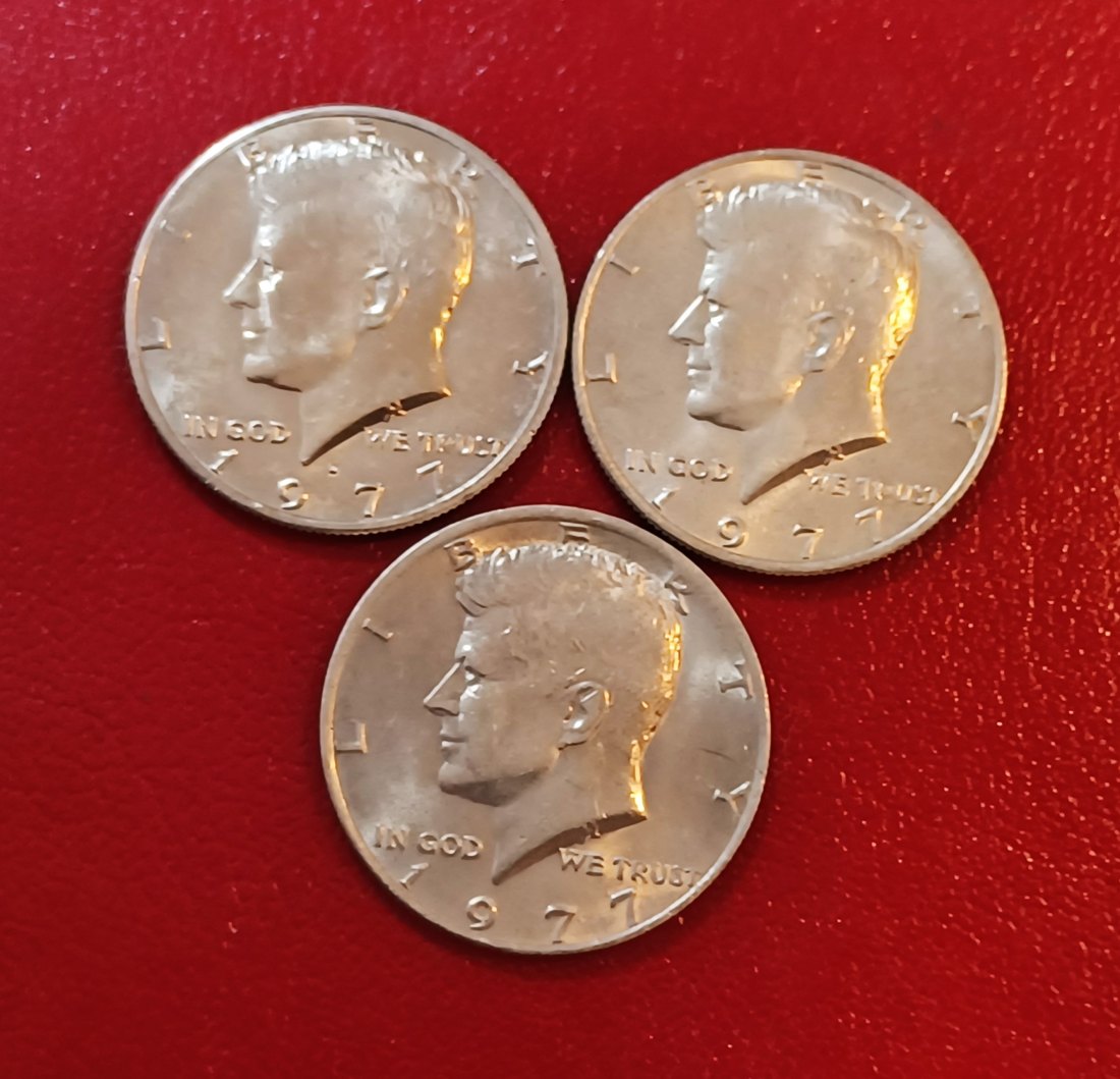  LOT OF 3 1977 United States Kennedy Half Dollar 2xP & 1xD   
