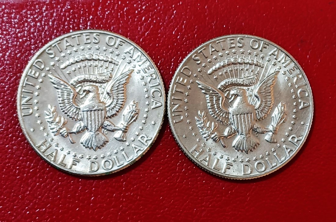 LOT OF 2 1982 United States Kennedy Half Dollar P & D