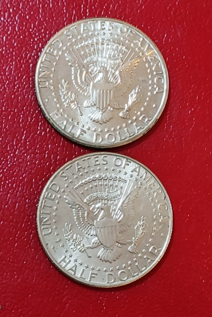 LOT OF 2 1992 United States Kennedy Half Dollar P & D