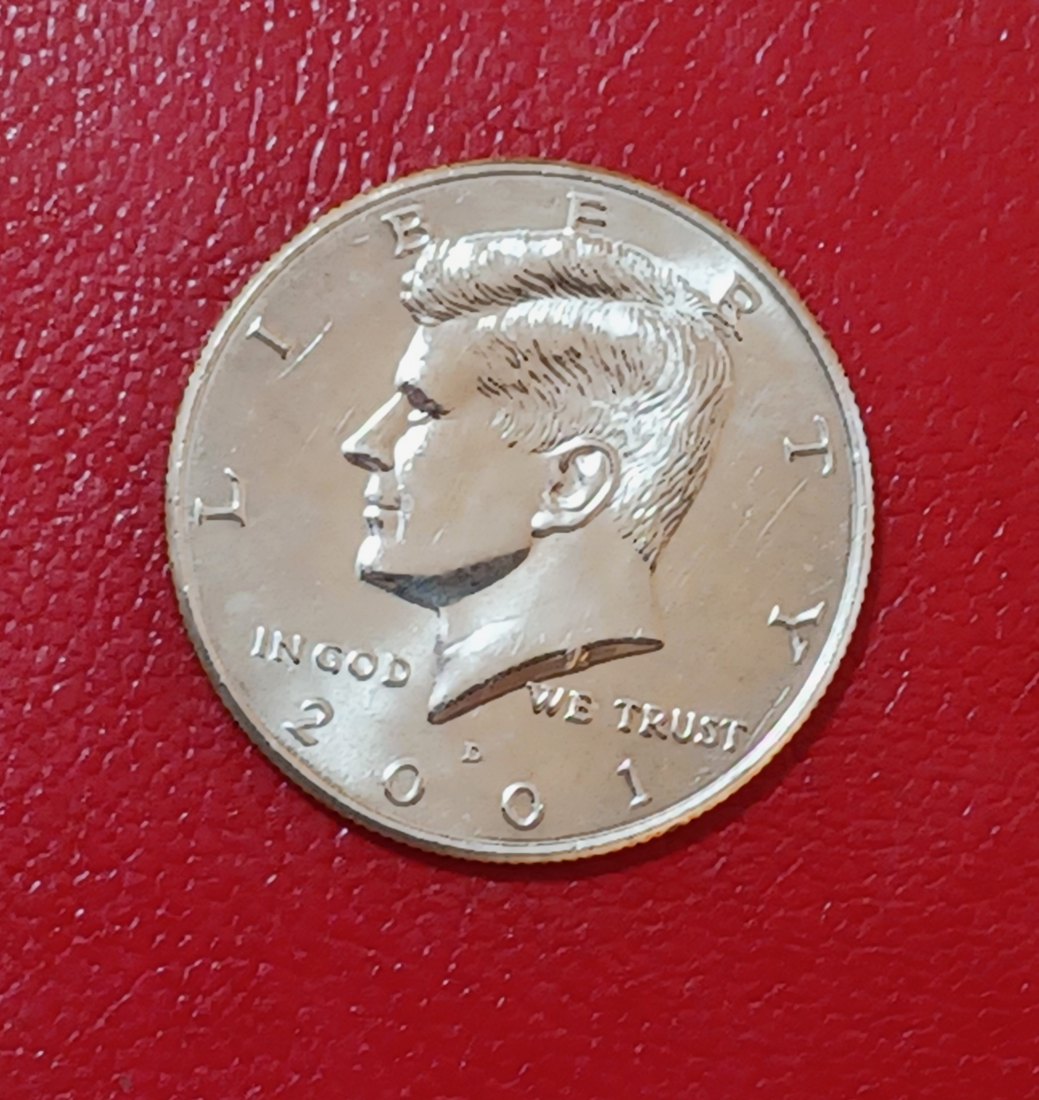  2001-D United States Kennedy Half Dollar   