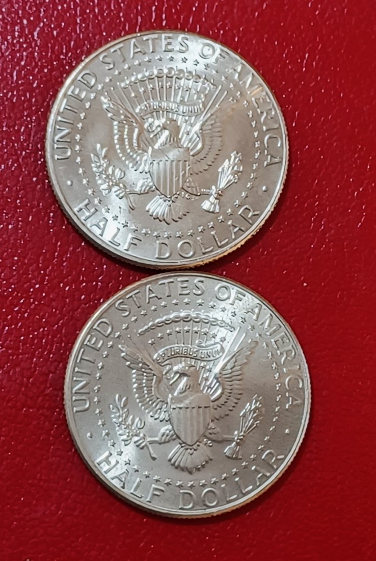 LOT OF 2 2005 United States Kennedy Half Dollar P & D