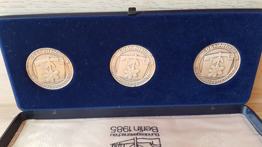  Silbermedaillen 11 Stück 179,5 g Feinsilber sehr guter Zustand   