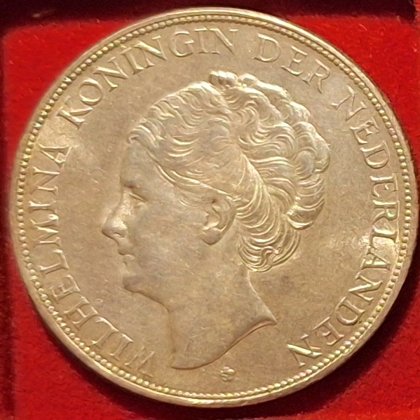  Niederlande 2-1/2 Gulden, 1929 Wilhemina (Königin dieser) Start unter Silberkurs 18g fein   