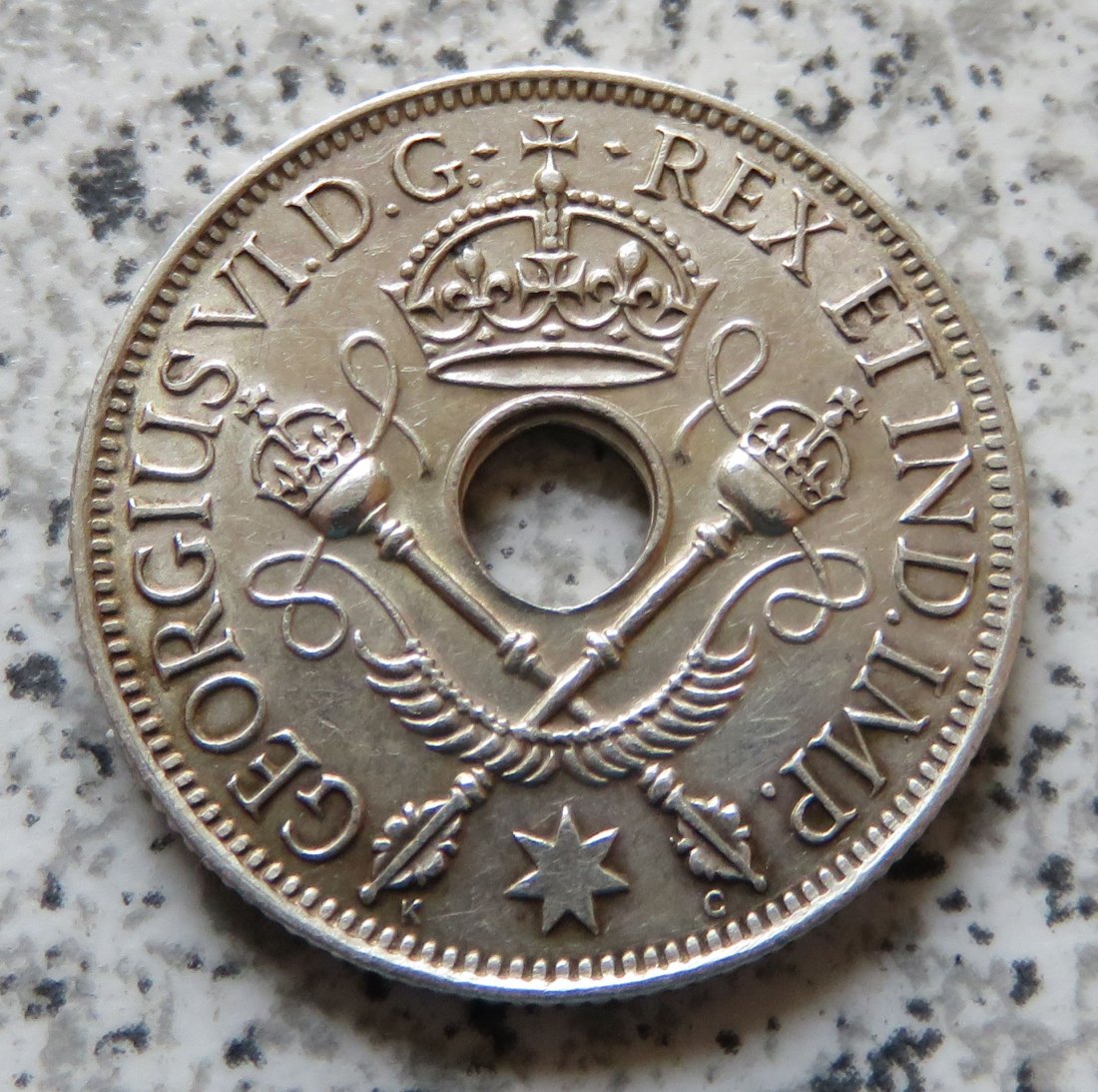  New Guinea 1 Shilling 1945   