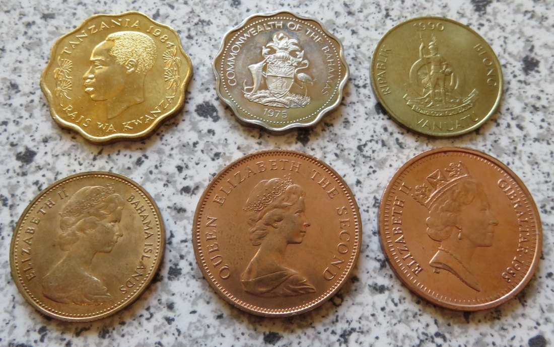  6 Kleinmünzen, international   