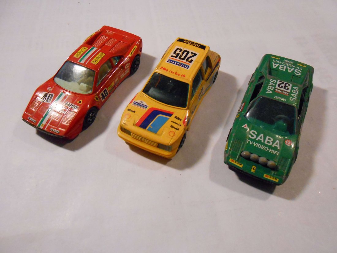 Modellautos Sportwagen (4) 3 Stück : Burago, Made in Italy, Druckguß