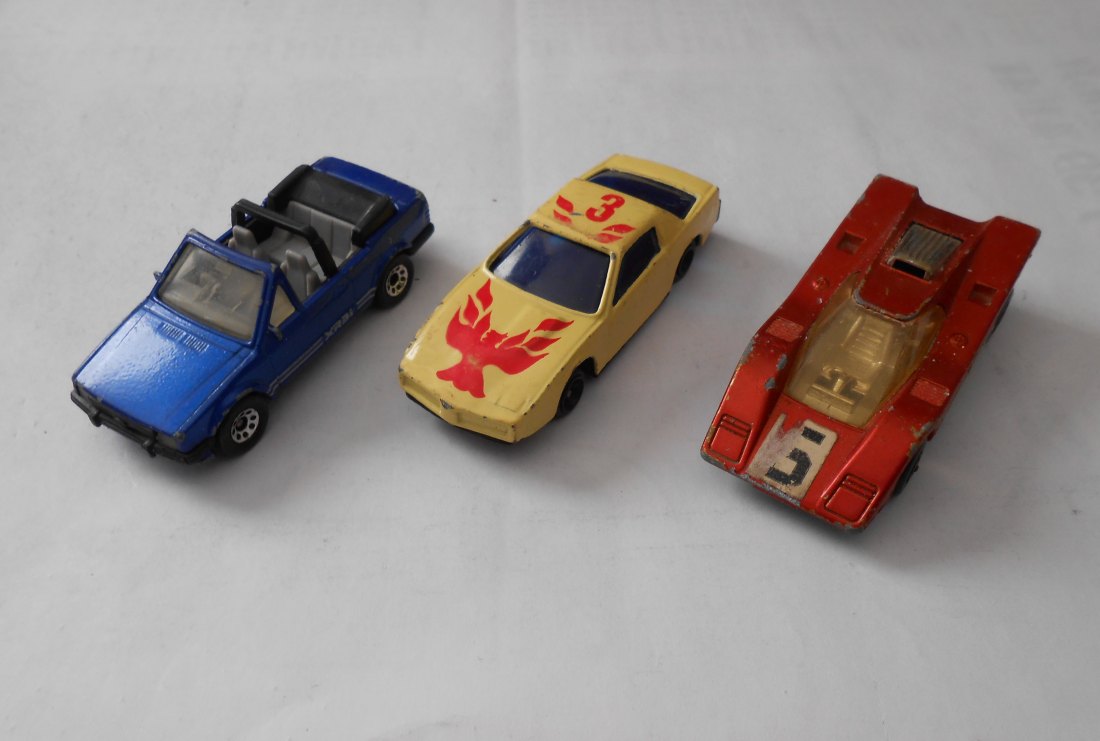  Modellautos Sportwagen (5) 3 Stück: Matchbox und Sonstige   