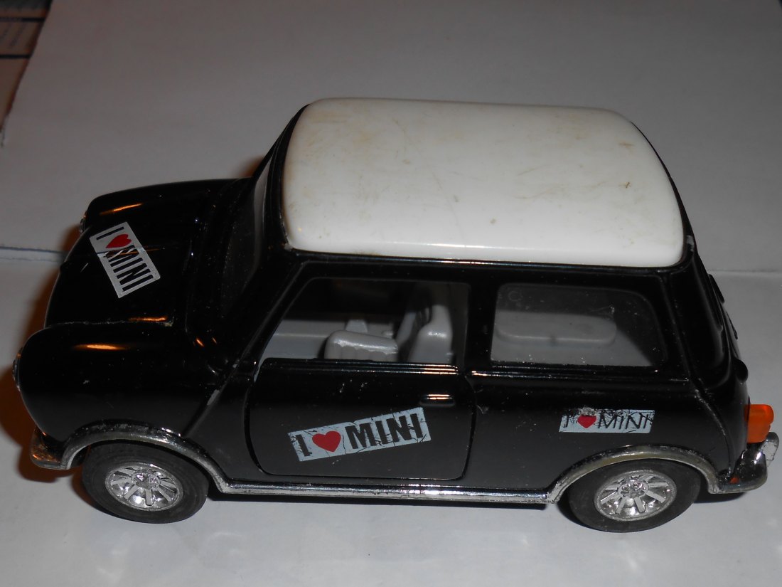  Modellautos Mini Cooper SS  1002 (7)   