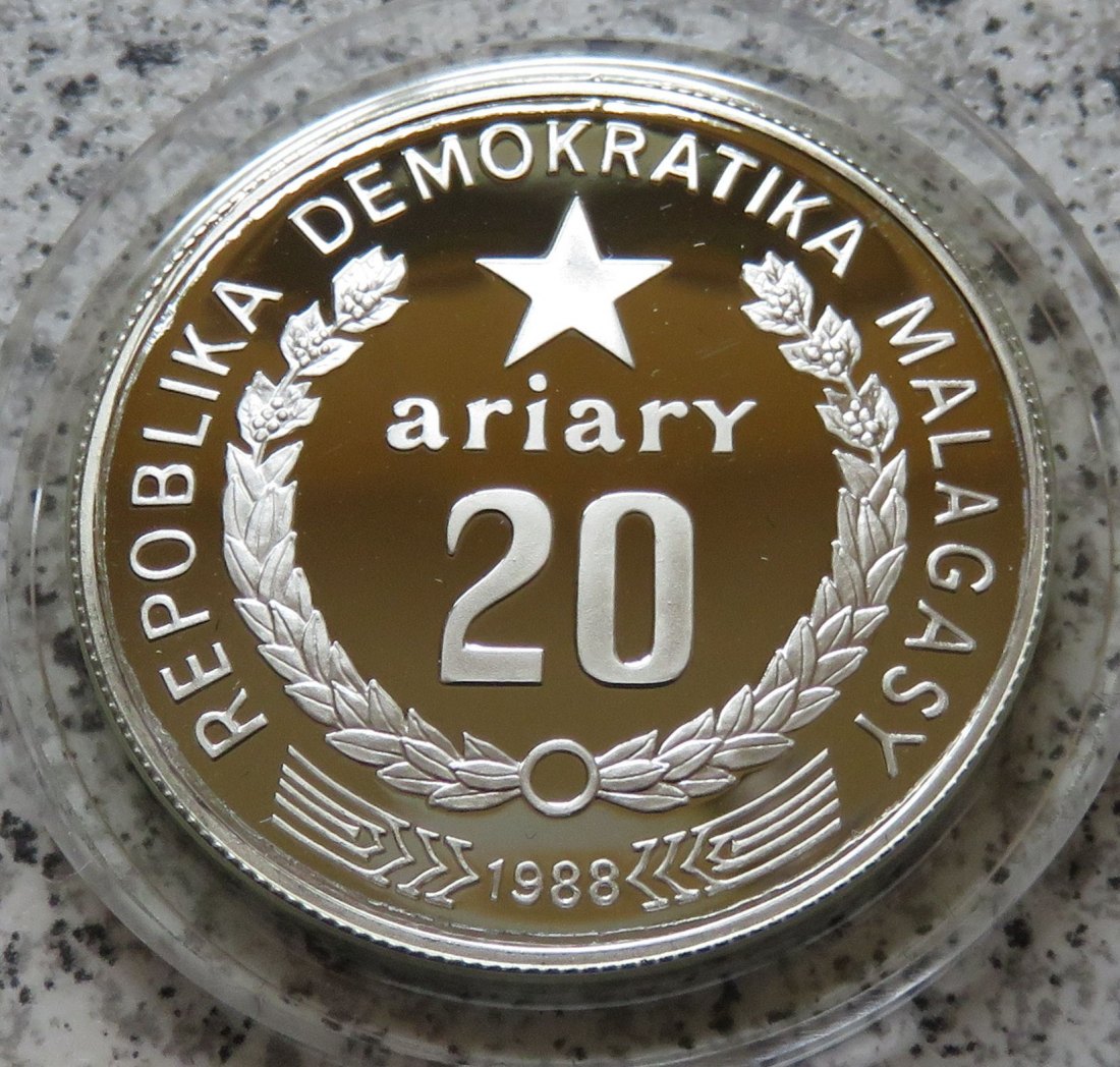  Madagaskar 20 Ariary 1988   