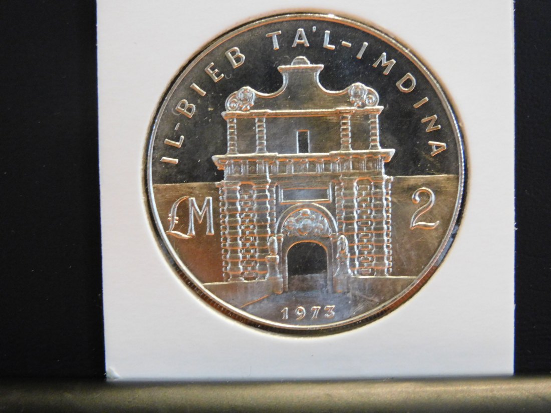  MALTA 2 LIRI 1973.GRADE-PLEASE SEE PHOTOS.   