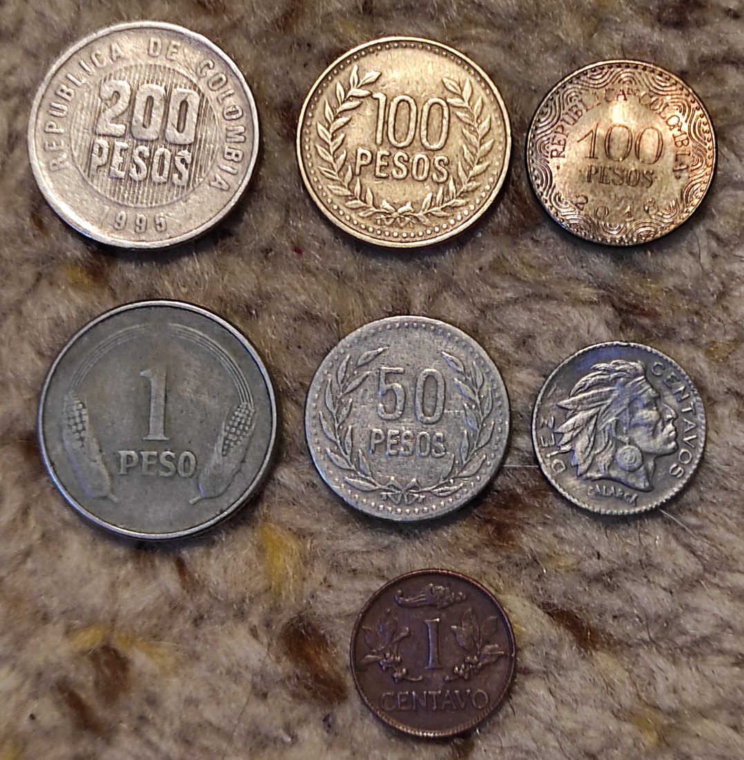  Set 278: Kolumbien 7 verschiedene Münzen   