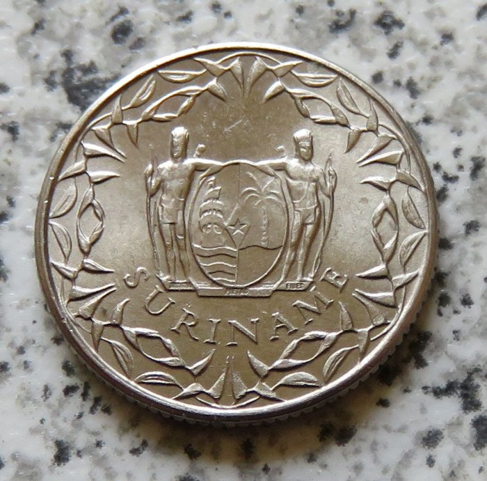  Surinam 10 Cents 1962   