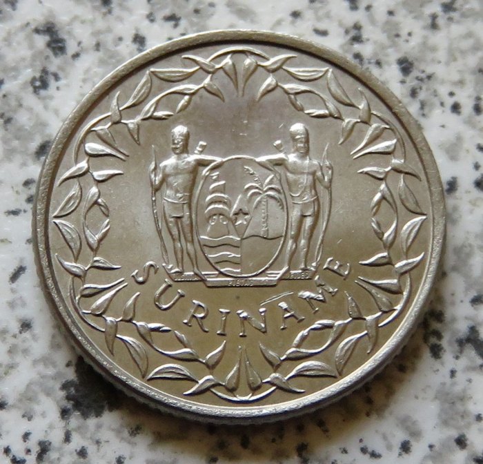  Surinam 25 Cents 1976   