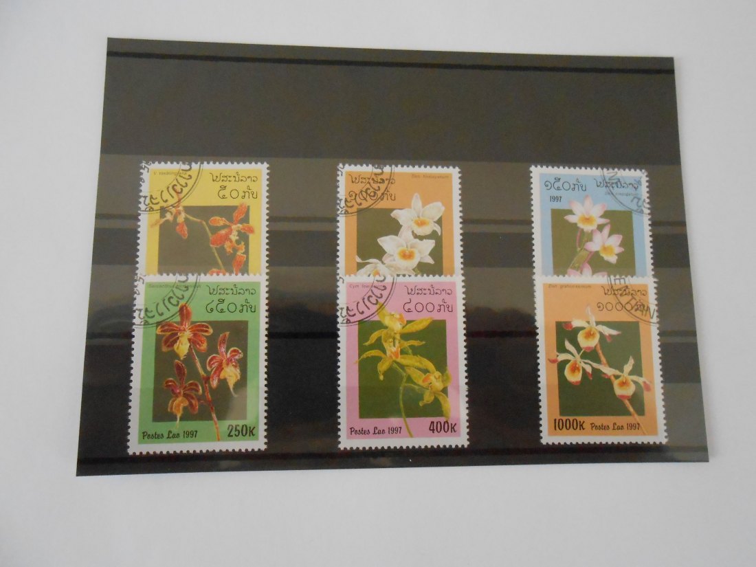  Briefmarken 33 Laos - Blumen Orchdeen -   