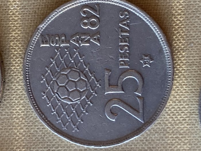  Münze Münzen Umlaufmünze Spanien 25 Pesetas 1980 im Stern 81   