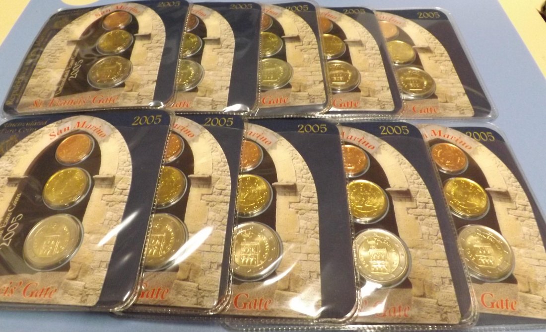  10 X San Marino Minikit 2005, 2, 20 Cent und 2 Euro 2005   