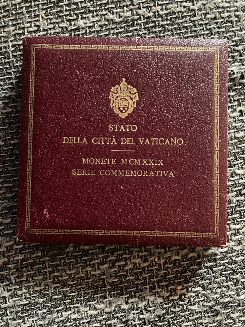  KMS Vatikan 1929 mit Goldmünze Der erste KMS des Vatikan überhaupt !!!!!!   