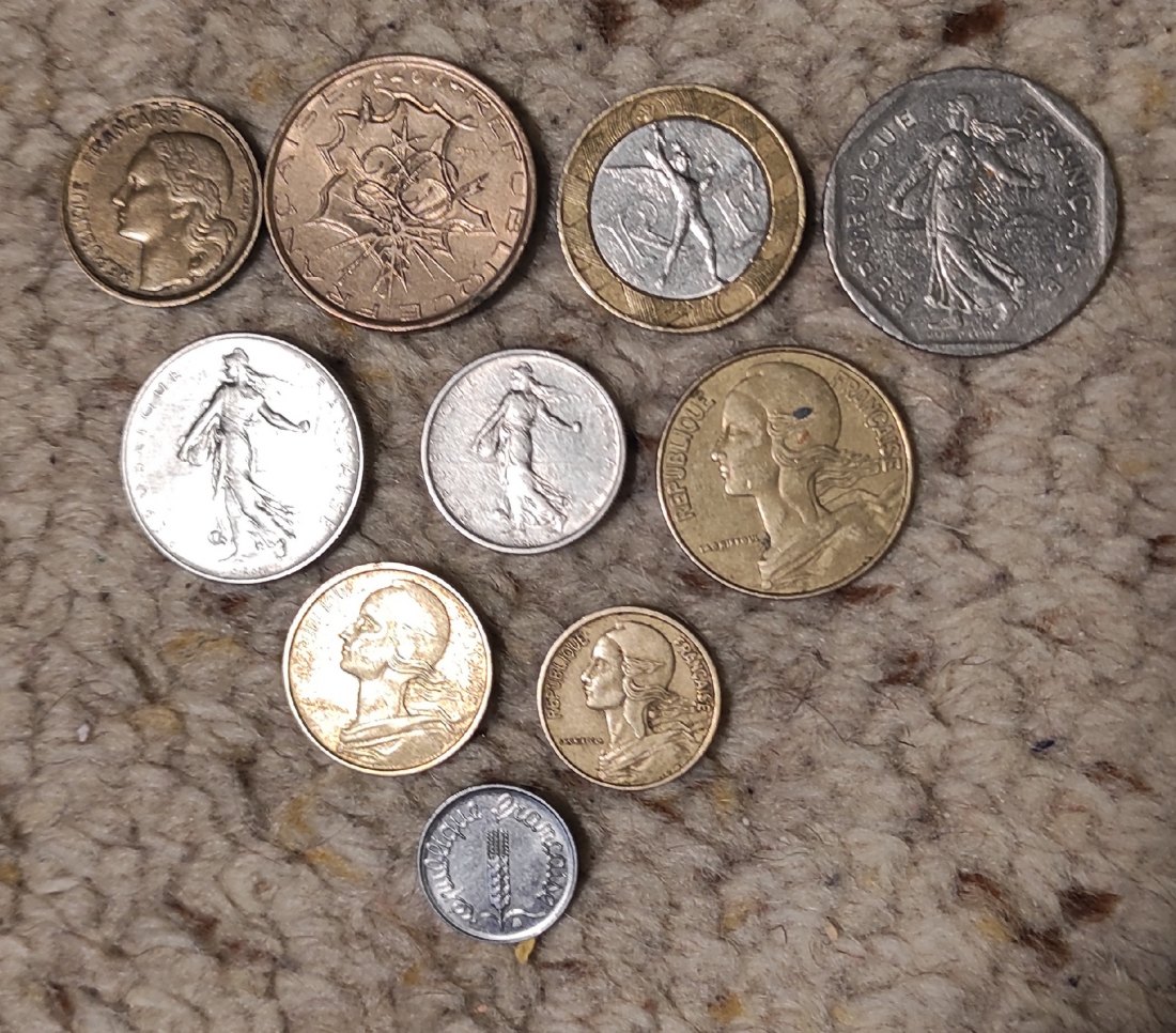  Set 009: Frankreich 11 verschiedene Münzen   