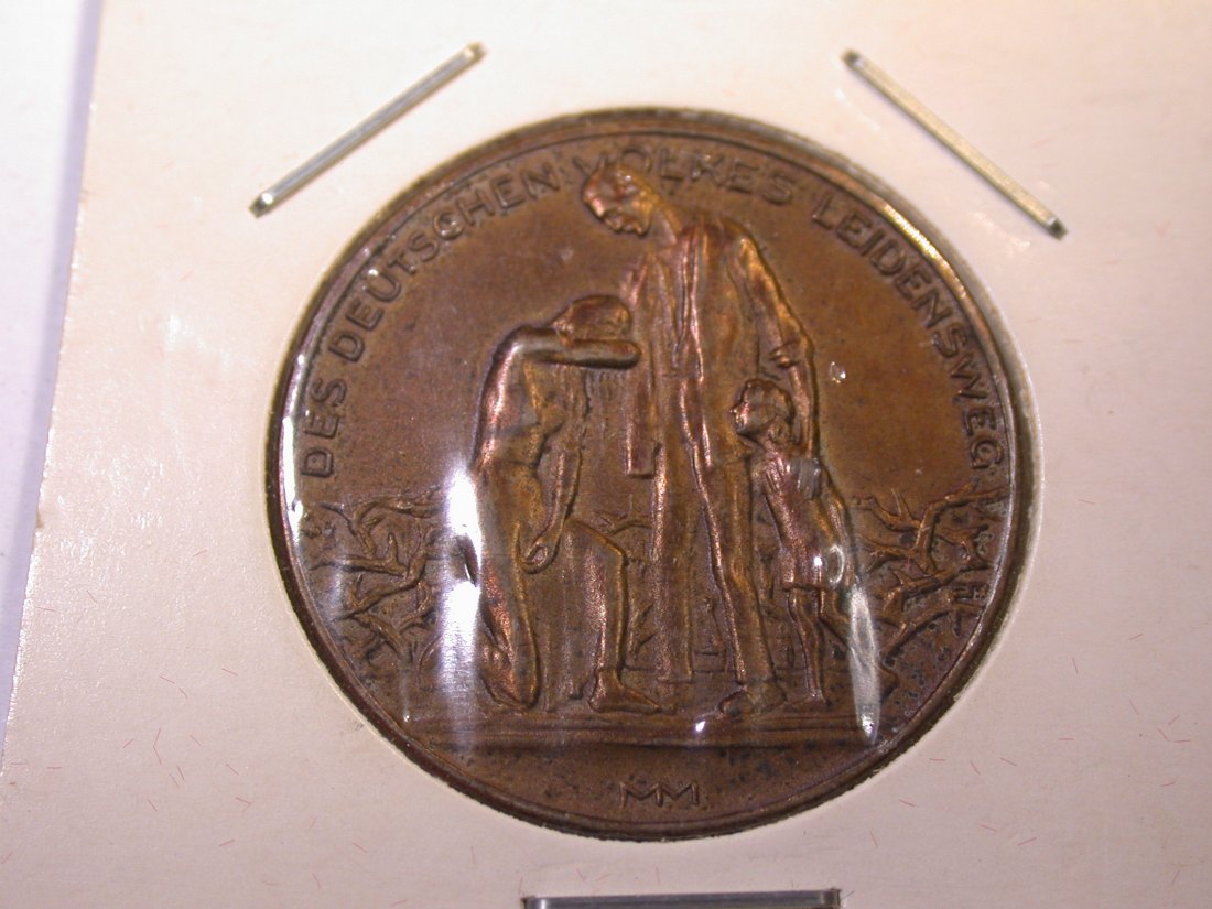 J09 Hungermedaille 1923 in f.st Originalbilder