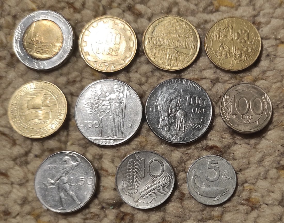  Set 23: Italien Münzlot mit 11 verschiedenen Münzen   