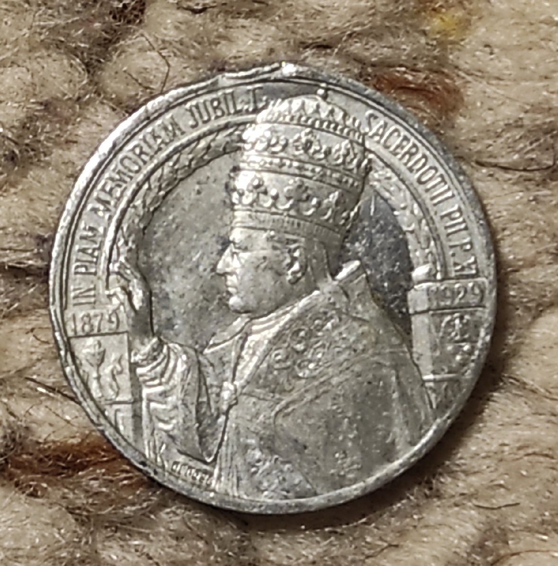  Aluminium Jeton Vatikan Pius XI Inschrift: Prima missa Sacerdotis Ratti 1879   
