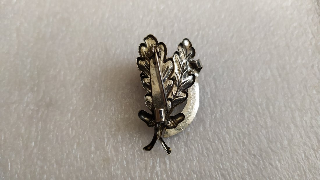  Germany Vintage Hunting Badge GRUNSTEIN 1304m.   