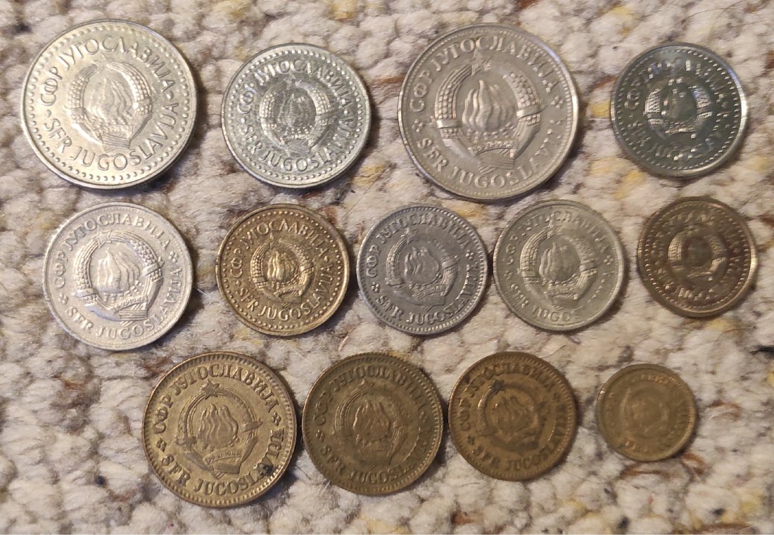  Set 43: Jugoslawien Münzlot mit 13 verschiedenen Münzen   