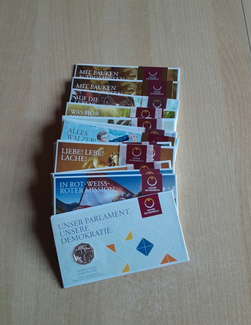  Österreich 15 x 5 Euro Silber alle im Original Blister 116,4 Gramm Feinsilber   