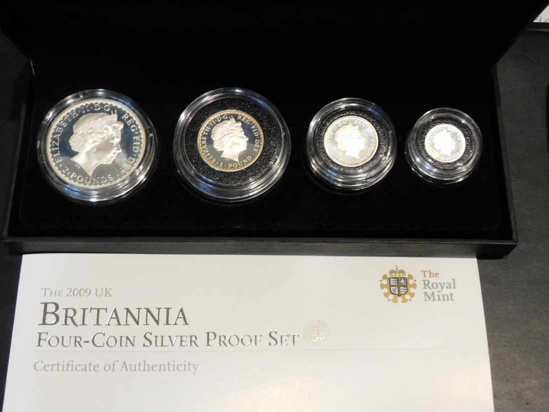  UNITED KINGDOM BRITANNIA PROOF SET.GRADE-PLEASE SEE PHOTOS.   