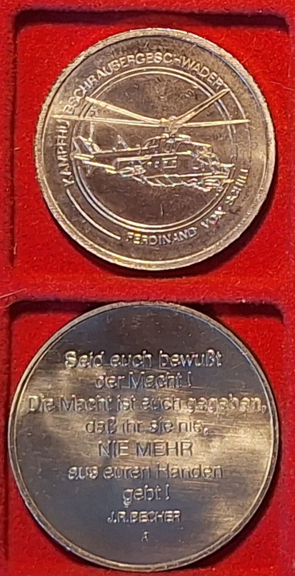  Medaillen der NVA der DDR 1984 bzw. 1986   