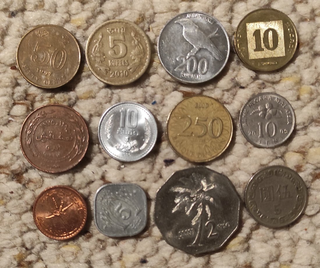  12 Münzen / 12 Länder Asien 1   