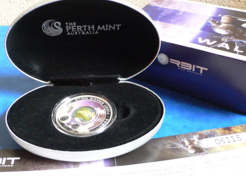  - kirofa - COOK ISLANDS 2009 - ORBIT - FIRST SPACE WALK - 1 Unze Silber 99.90%. PROOF - siehe Foto   