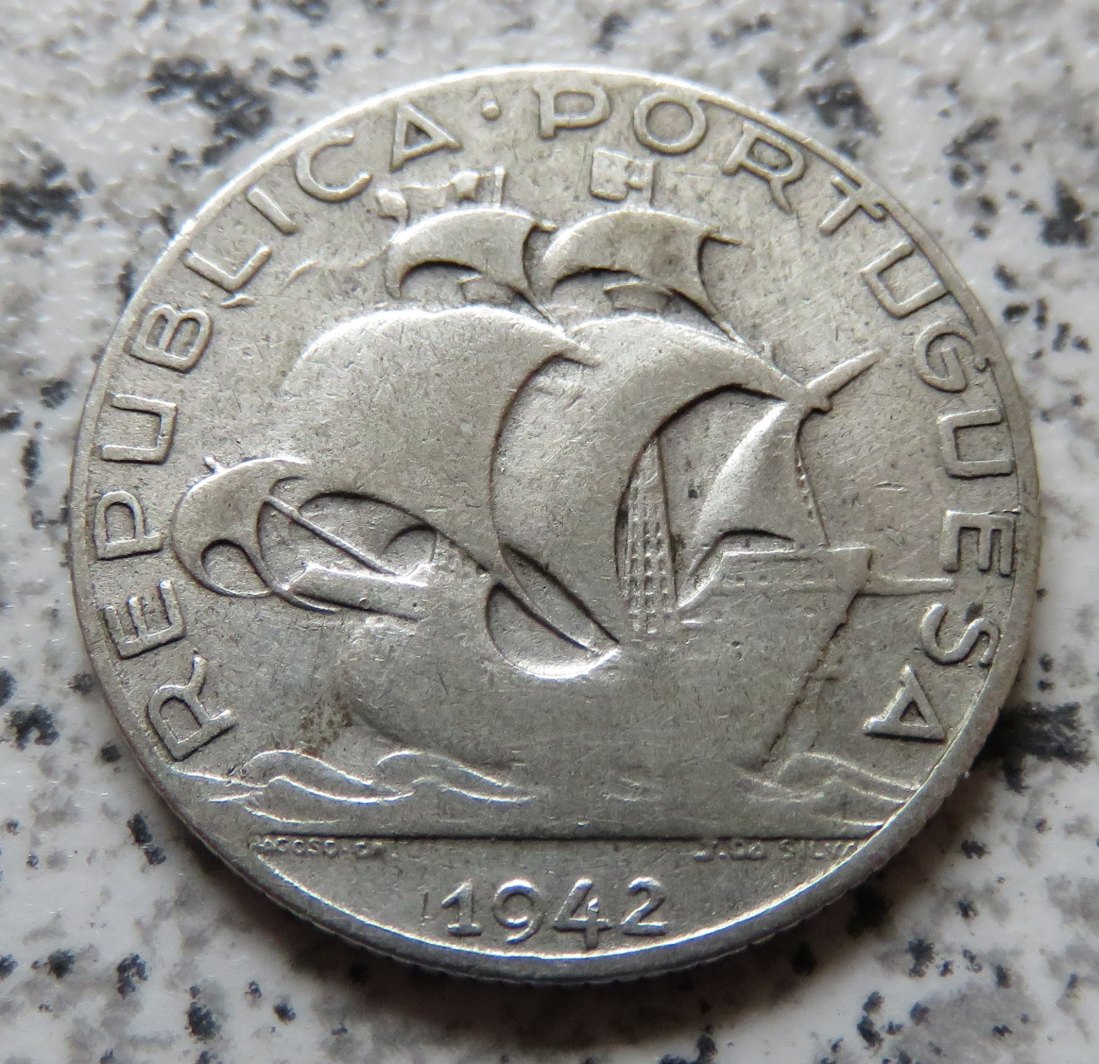  Portugal 2,5 Escudos 1942   