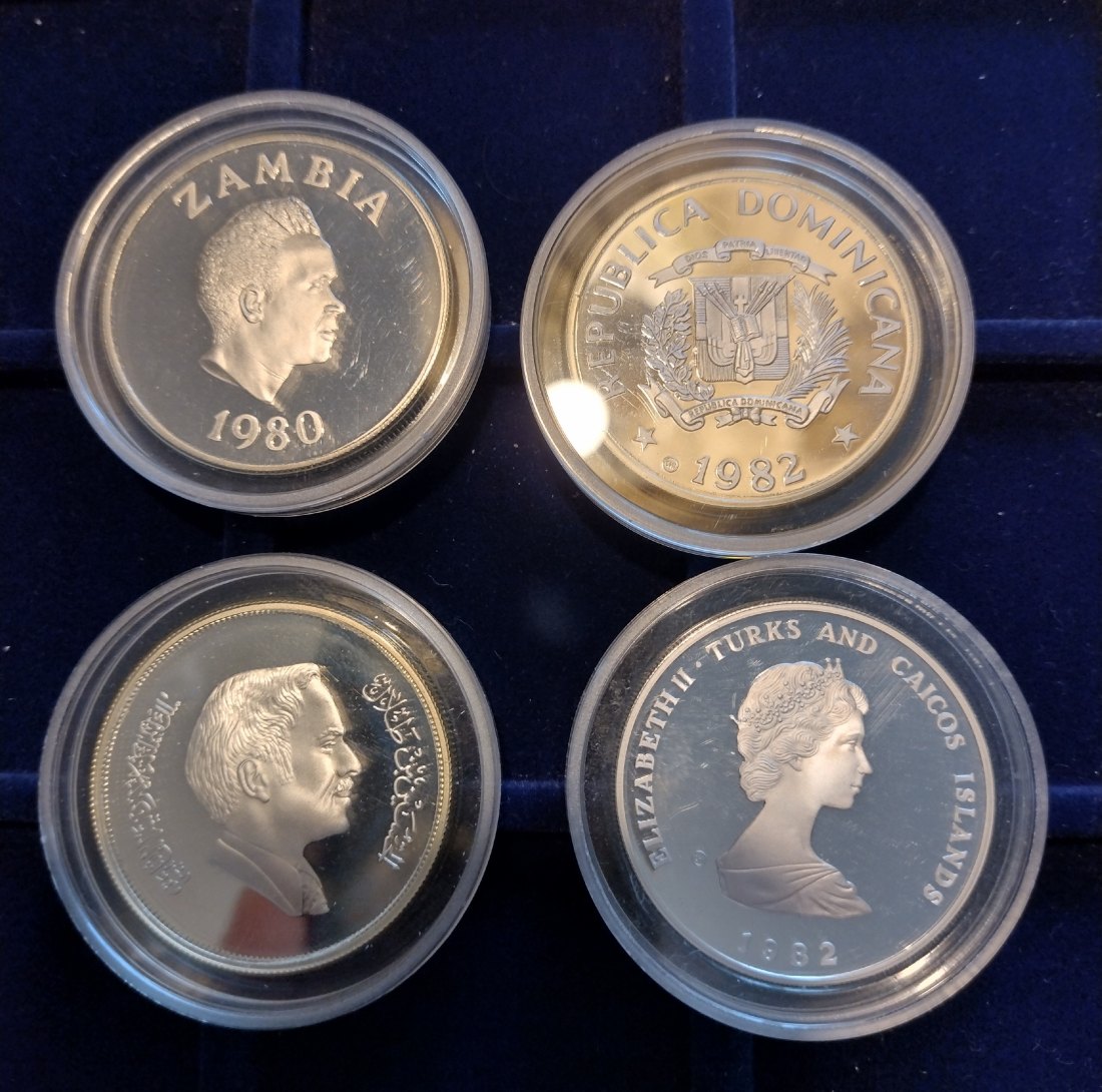  4 Silber-Münzen, Jahr des Kindes   