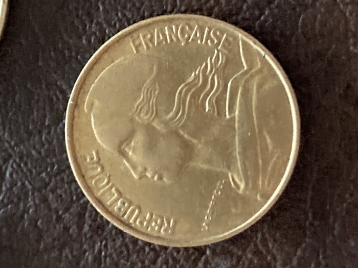  Münze Münzen Umlaufmünze Frankreich 10 Centimes 1974   