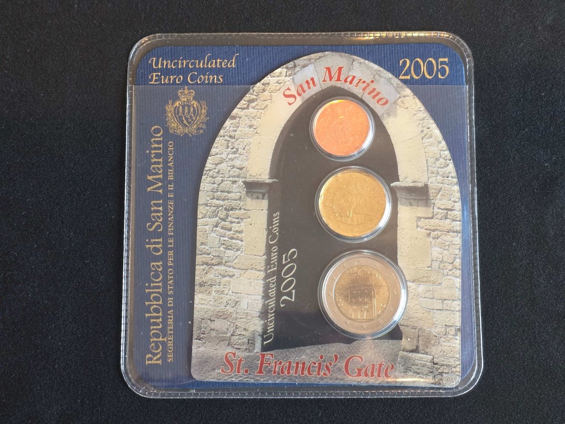  Unzirkulierte Euro-Münzen San Marino - St. Francis´Gate   