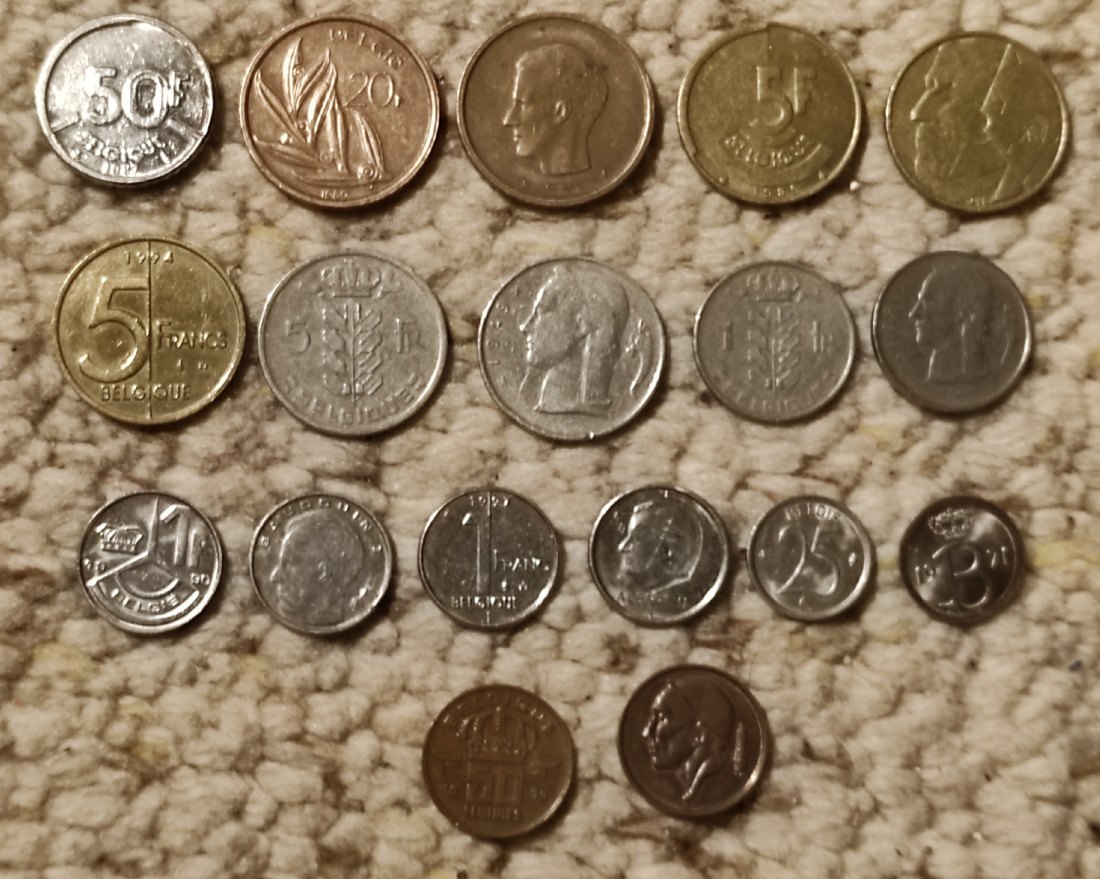  Set 1: Belgien Münzlot mit 18 verschiedenen Münzen   