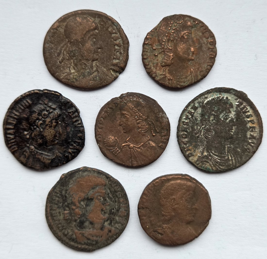  Römer: 7 unbestimmte Nummi   