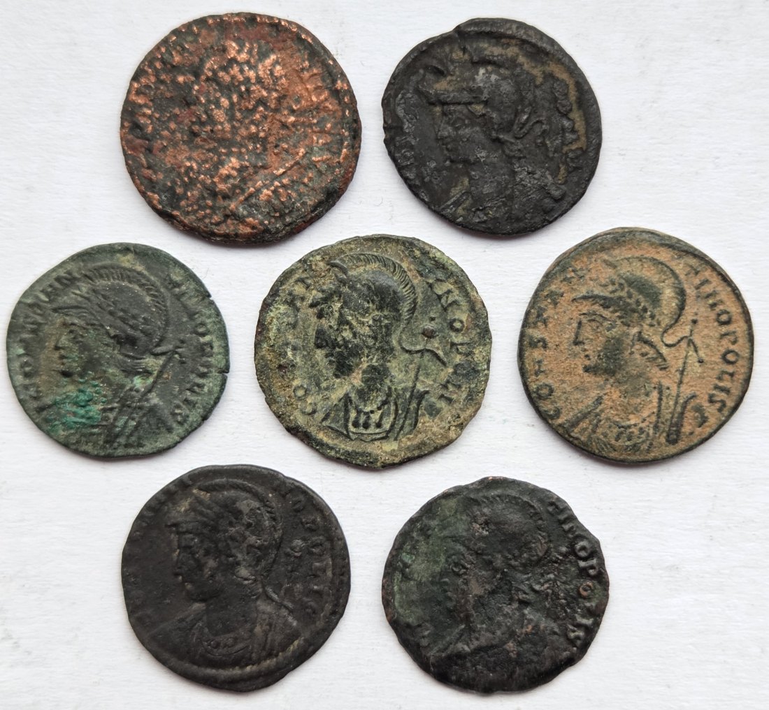 Römer: 7 Kupfer-Kleinmünzen   
