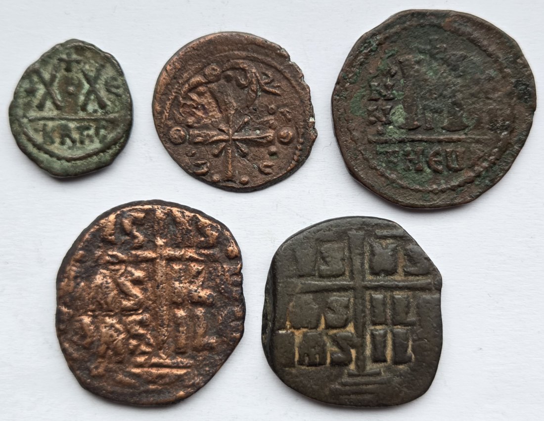  Byzanz: 5 Kupfermünzen   