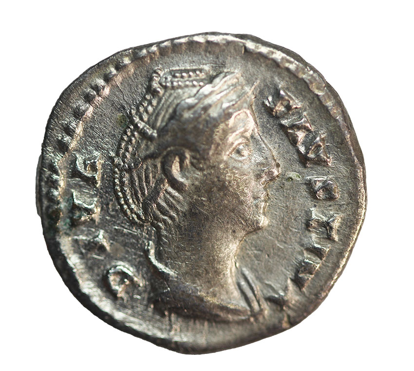  Diva Faustina 141 AD,AR Denarius ,3,14 g.,   