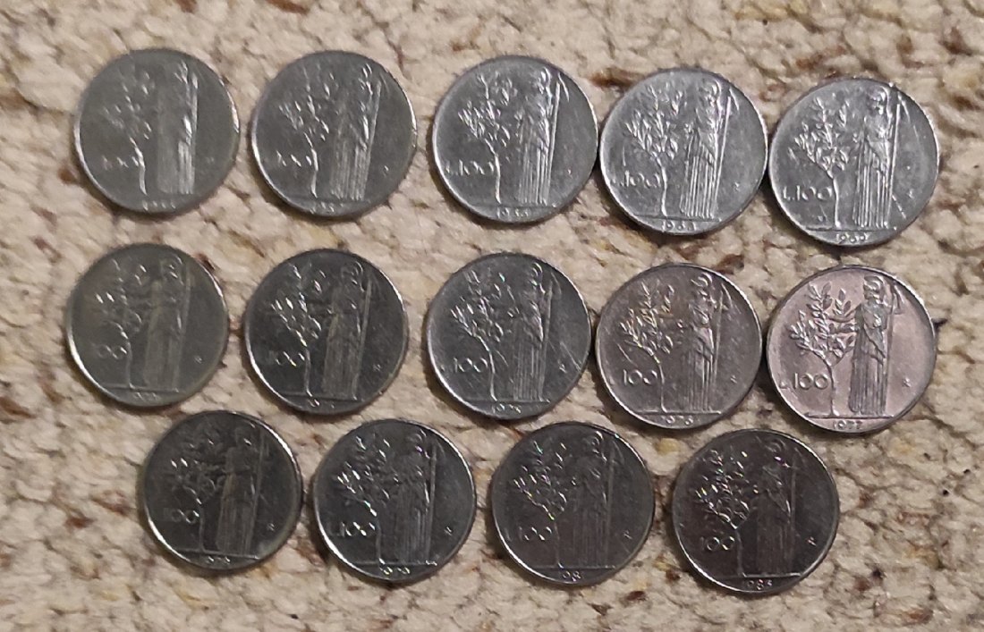  Set 011: Italien Münzlot mit 14 x 100 Lire   