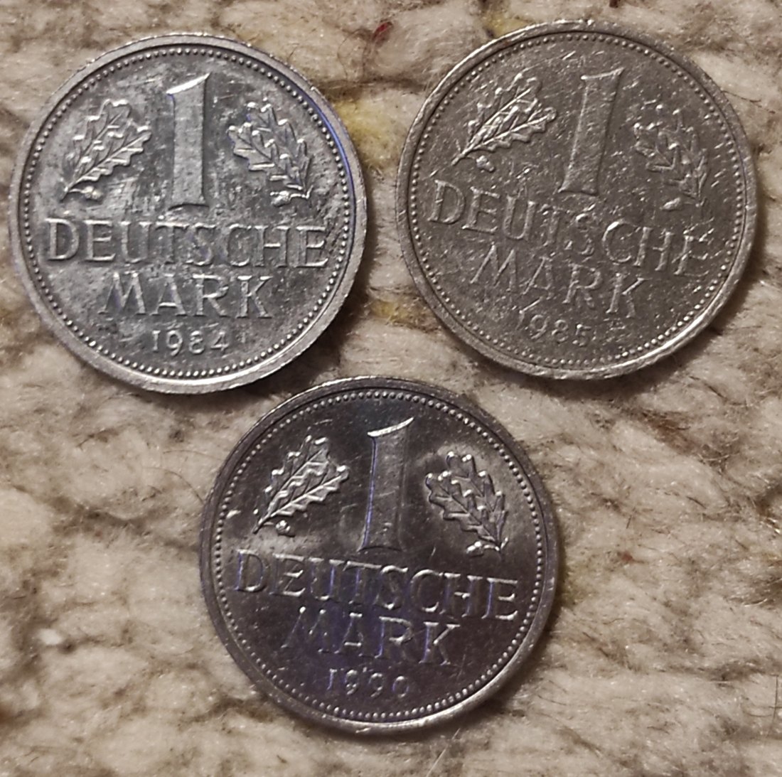  Deutsches Münzlot mit 3 x 1 Mark 1984 F, 1985 G, 1990 G   