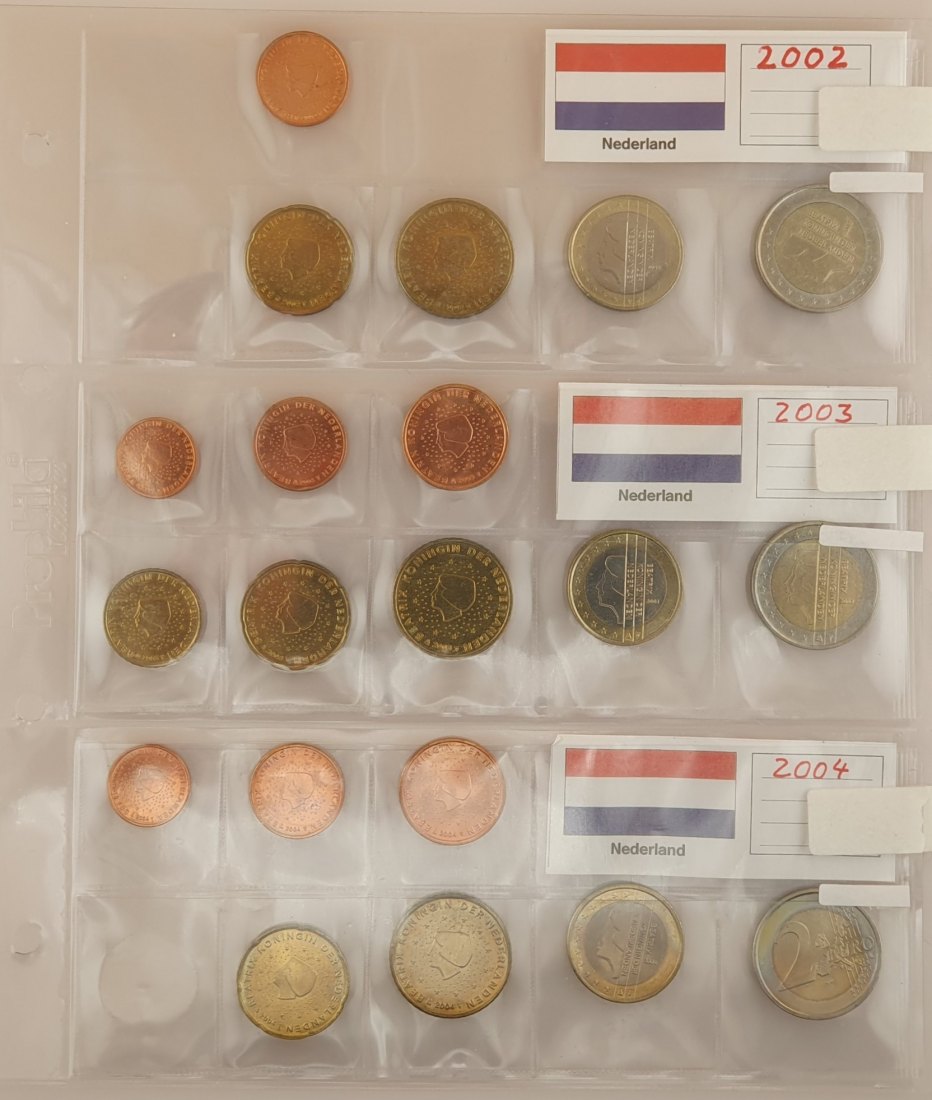  Niederlande 3 x KMS Kursmünzen 2002 / 2003 / 2004 Nominalwert 11,38 Euro   