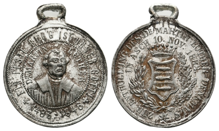  Martin Luther, Zinnmedaille 1883; tragbar, 11,44 g; Ø 30,7 mm   