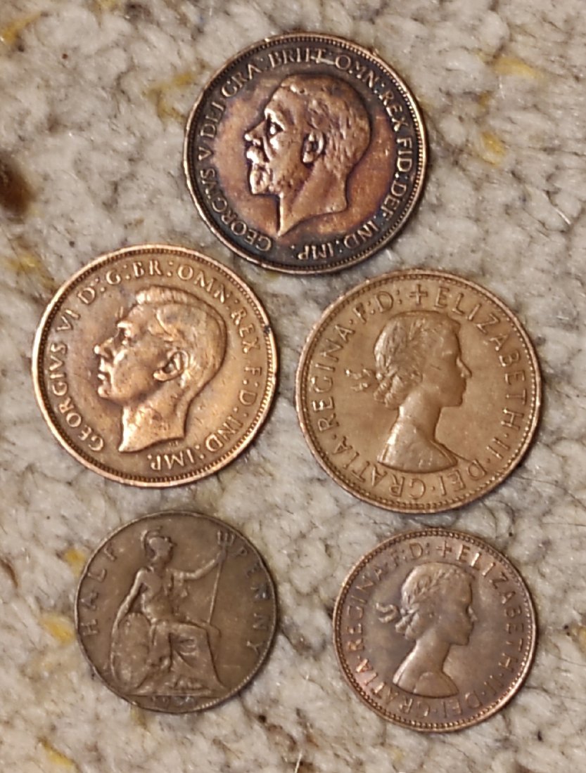  d014: Großbritannien Münzlot mot 5 älteren Münzen   