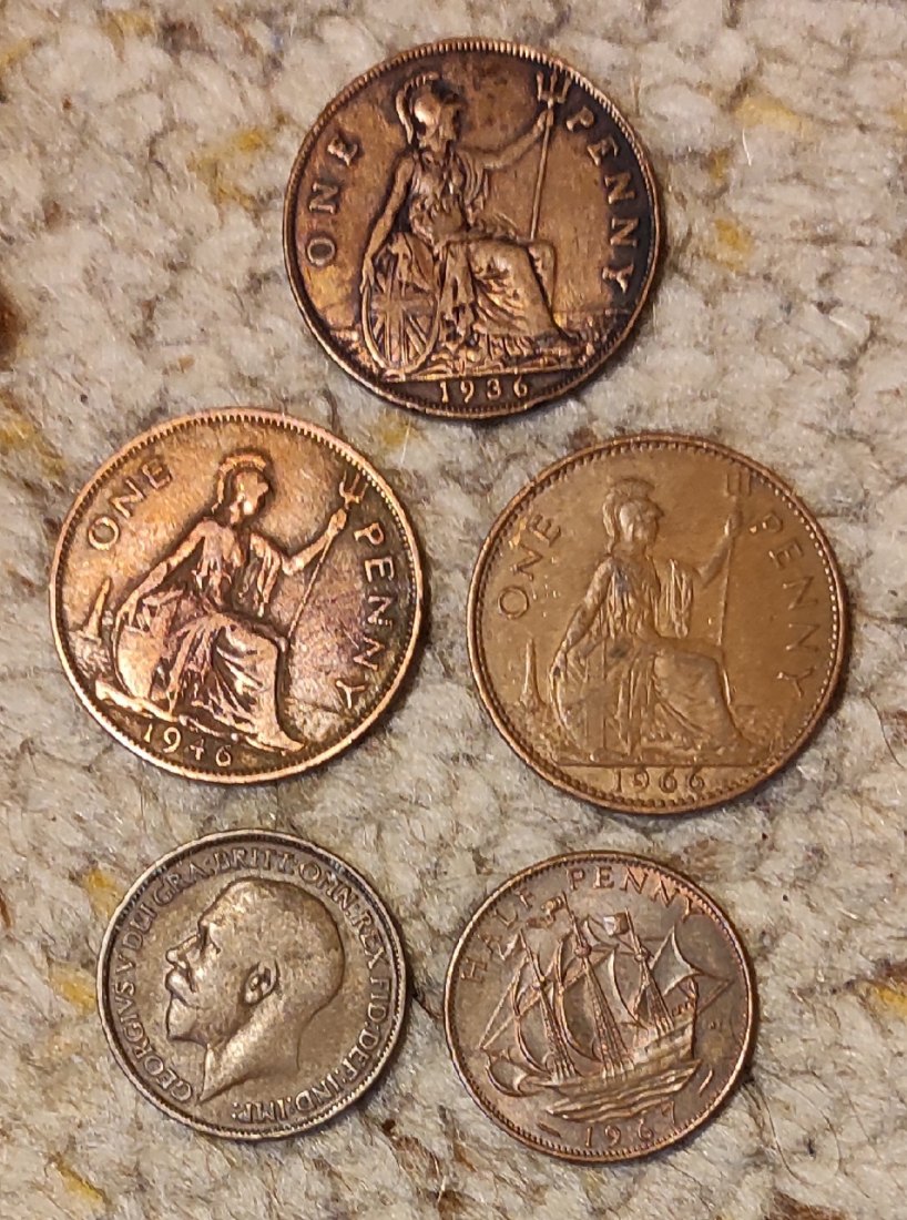  d014: Großbritannien Münzlot mot 5 älteren Münzen   