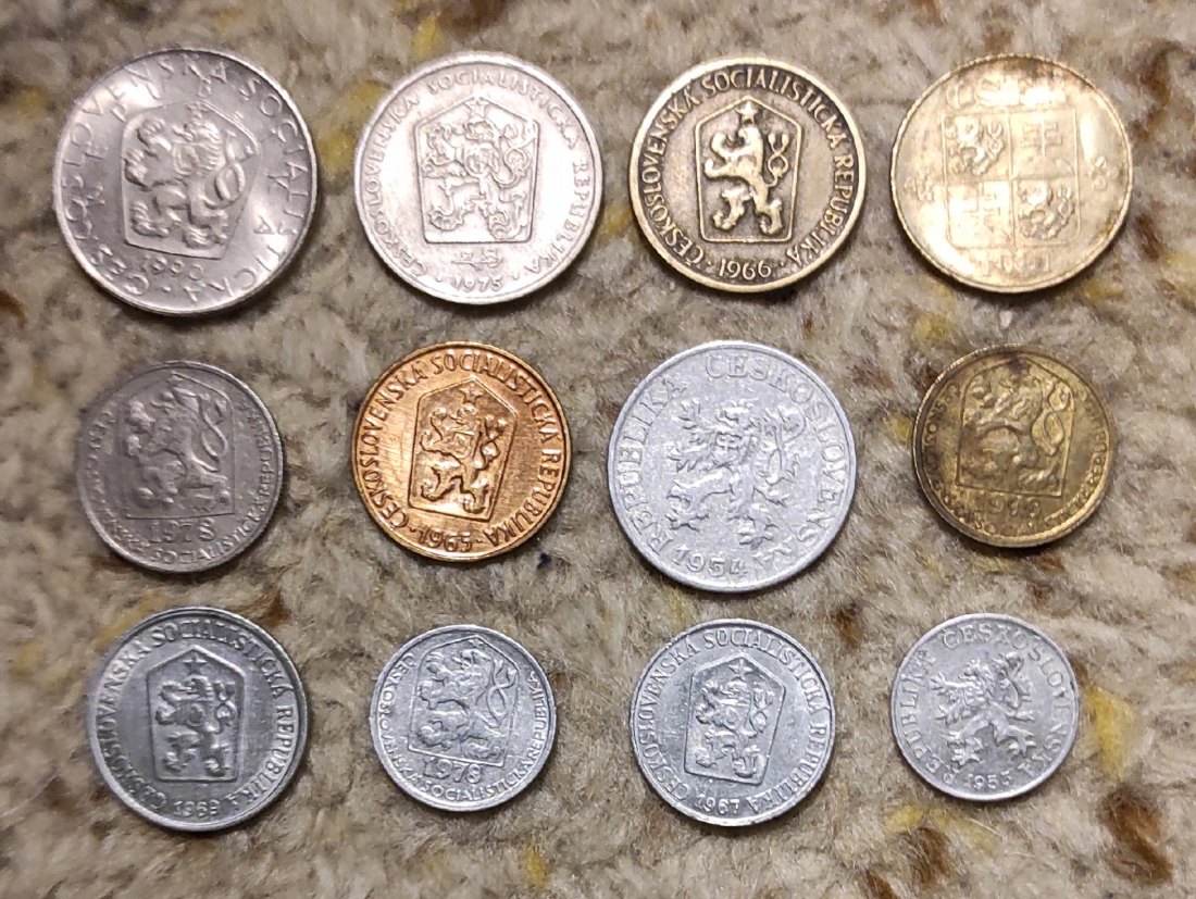  Set 022: Tschechoslowakei Münzlot mit 12 verschiedenen Münzen   