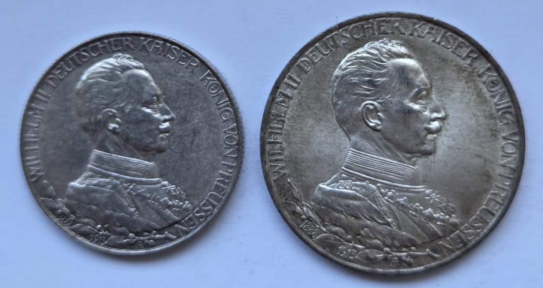  Kaiserreich: Preußen, 2 + 3 Mark Wilhelm in Uniform 1913 (Jaeger 111 + 112)   