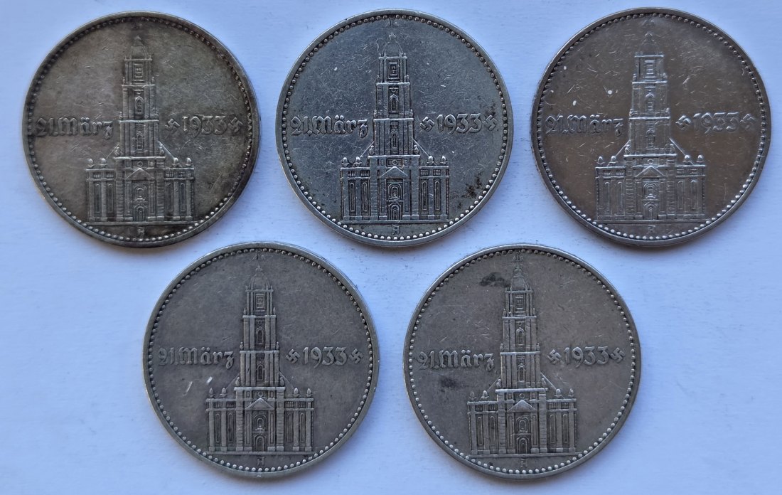 Deutsches Reich: 2 Mark Garnisonkirche 1934 (Jaeger 355), 5 Stück (alle A), zusammen 25 g Feinsilber   